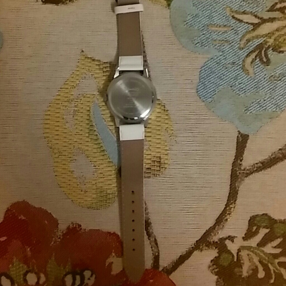 Hello kitty watch - Picture 3 of 3